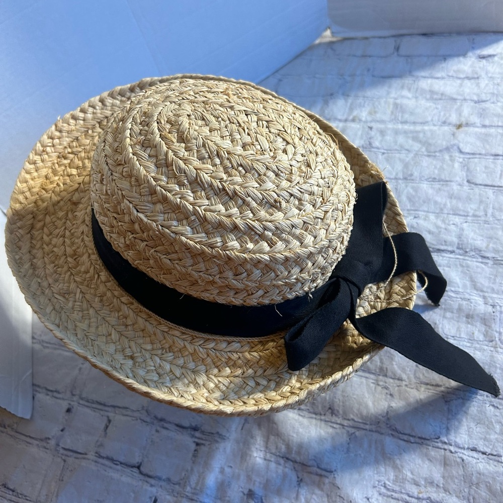 SCALA COLLECTION NATURAL FIBERS ONE SIZE STRAW HAT WITH BLACK BOW RIBBON BAND